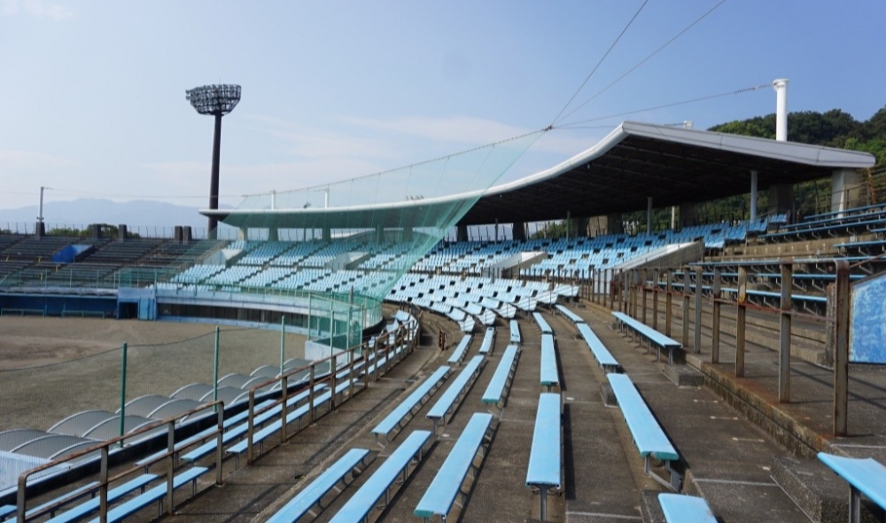 津久見市総合運動公園　市民野球場