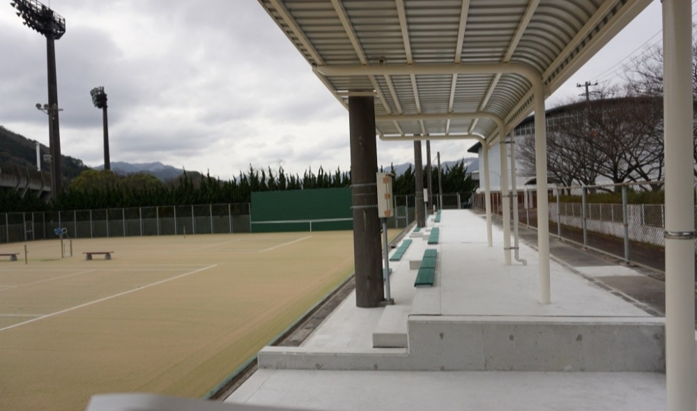 津久見市総合運動公園　テニスコート