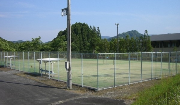 やまくにスポーツパーク（コロナ運動場）