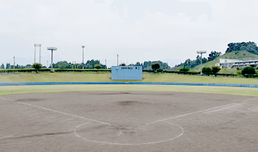 緒方総合運動公園　野球場