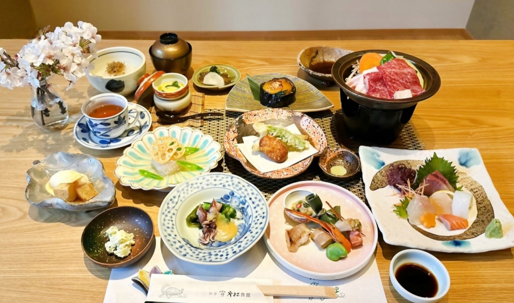 料亭　やまさ旅館