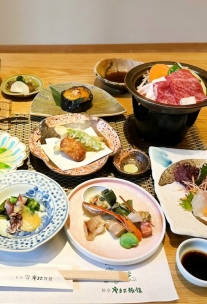 料亭　やまさ旅館