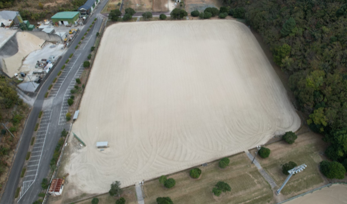 国見陸上競技場